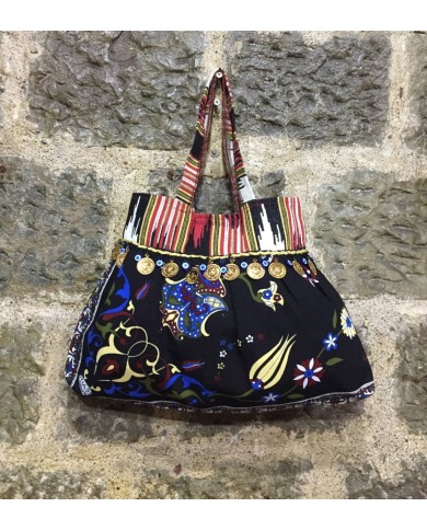 ÇİCEKLİ VAZO ÇANTA