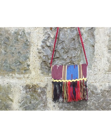 Keşan Desenli Orta Kapaklı Çanta