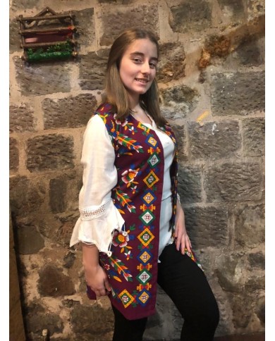 Yöresel Çicekli Yelek