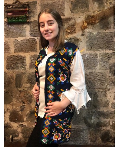 Yöresel Çicekli Yelek